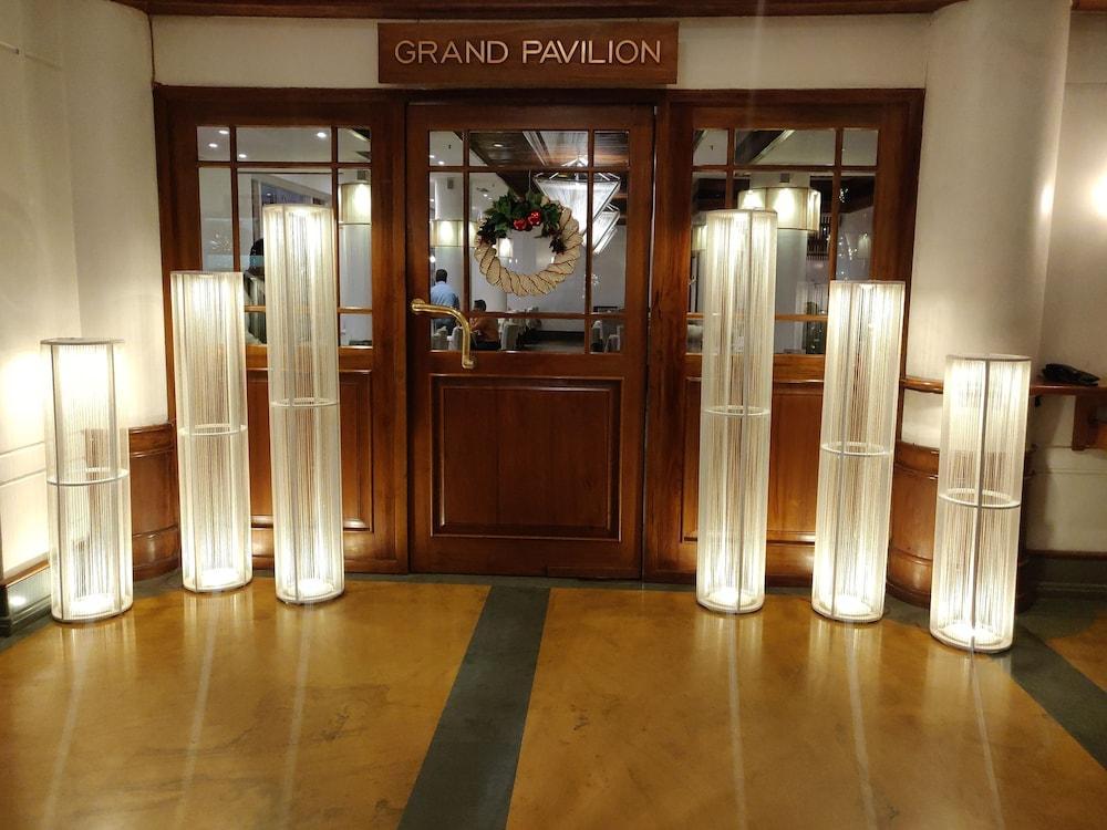 Grand Hotel Kochi Екстериор снимка