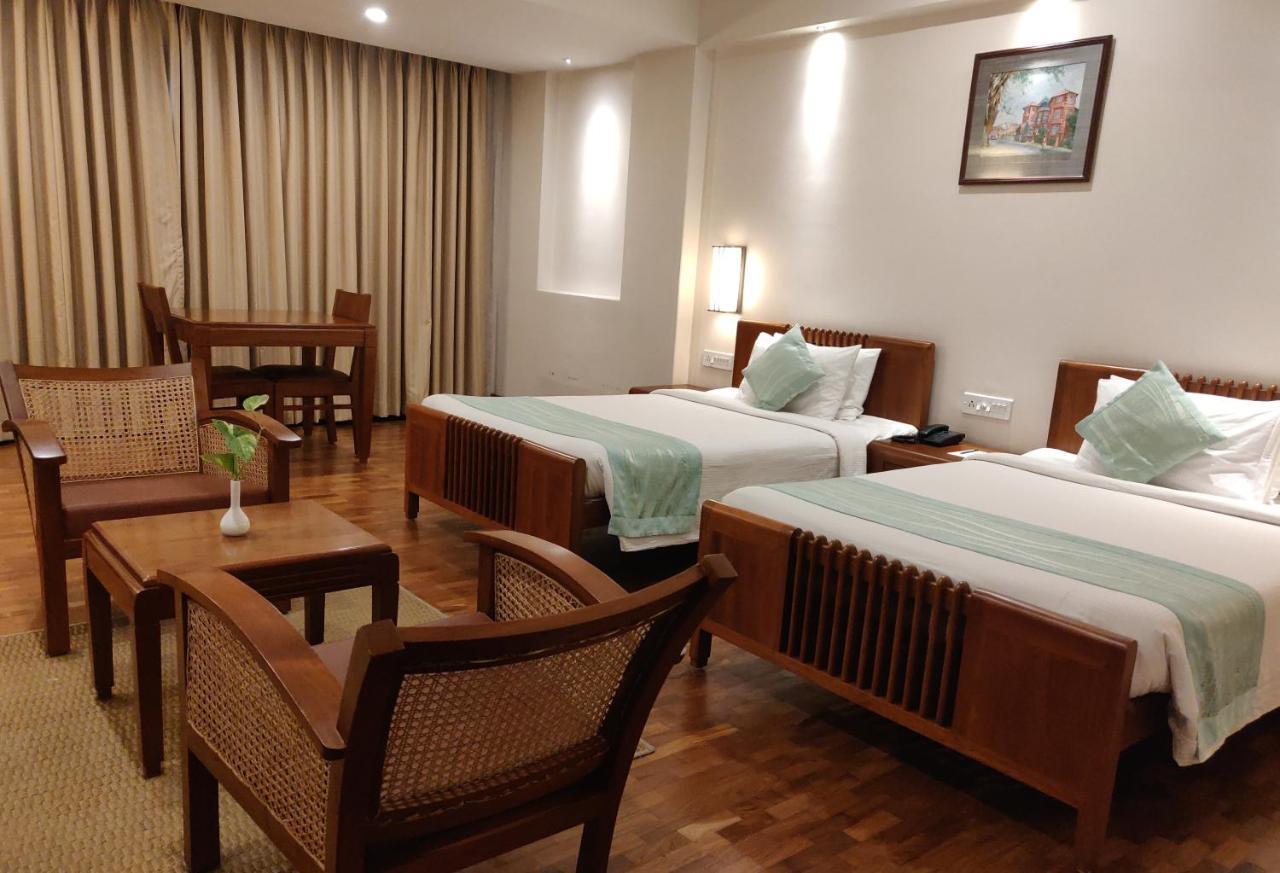Grand Hotel Kochi Екстериор снимка